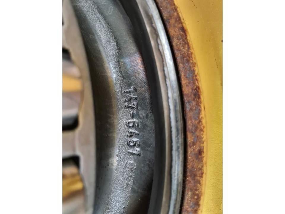 CAT 988G Váltók