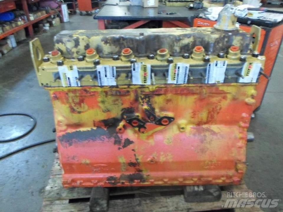 CAT D5B Motorok