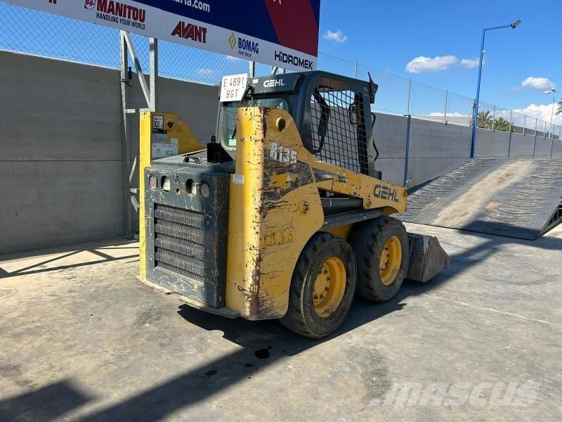 Gehl SR135 Mini homlokrakodók