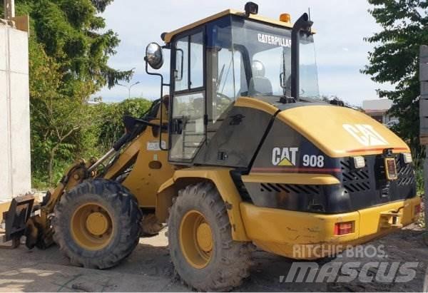 CAT 908 Gumikerekes homlokrakodók
