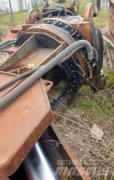 CAT MP 40 (CC + S) Építőipar - Egyebek