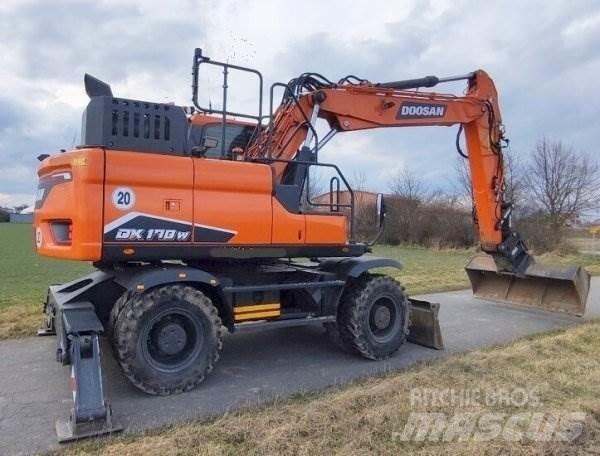 Doosan DX 170 W-7 Gumikerekes kotrók