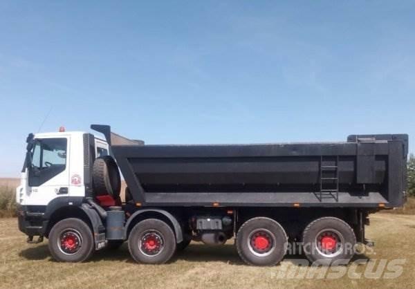 Iveco Trakker 410 Billenő teherautók