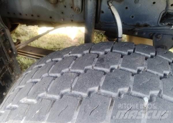 Iveco Trakker 410 Billenő teherautók