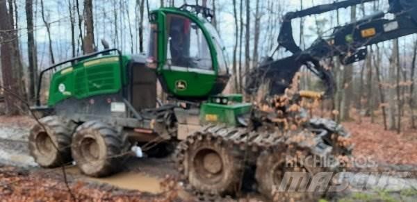John Deere 1270 G 8W Döntő-rakásolók