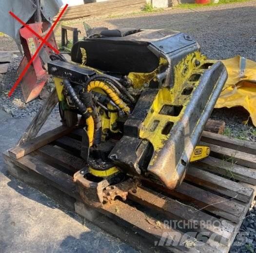 John Deere H 412 Döntő-rakásolók