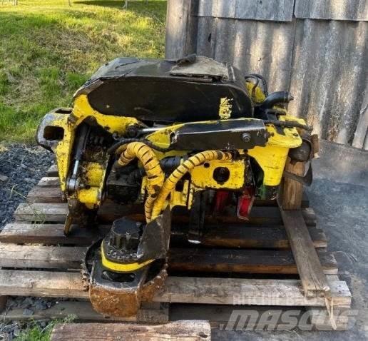 John Deere H 412 Döntő-rakásolók