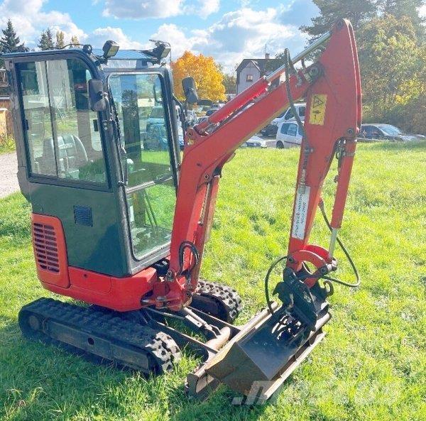 Komatsu PC 16 R-3HS Mini kotrók < 7t