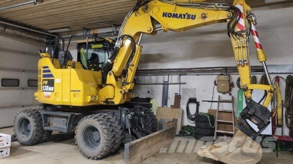 Komatsu PW 138 MR Gumikerekes kotrók