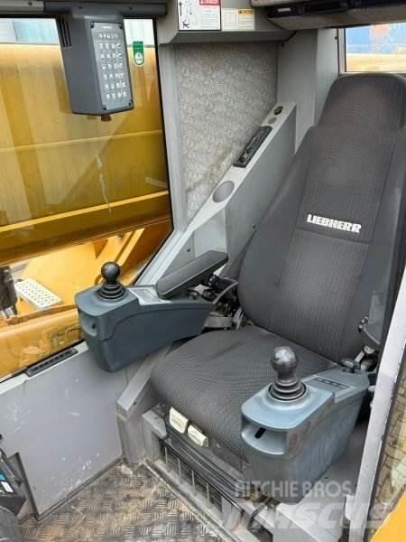 Liebherr 1030-2.1 Darus teherautók