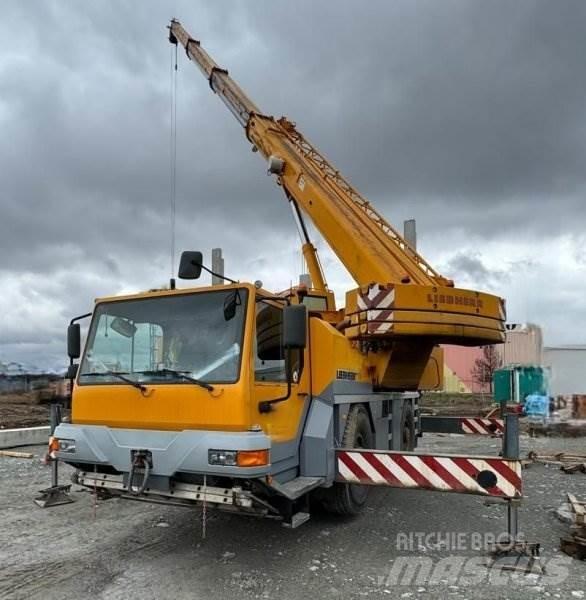 Liebherr LTM 1030 Darus teherautók