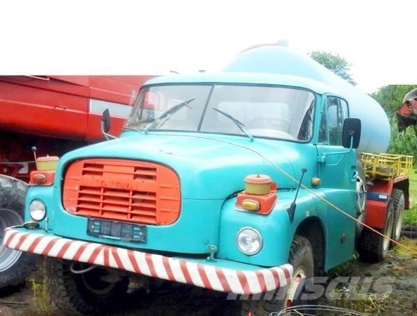 Tatra 148 CAS 10 Tartályos teherautók