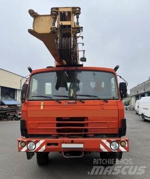 Tatra 815 AD20 T Darus teherautók