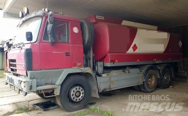 Tatra 815 +(BE) Stokota Tartályos teherautók
