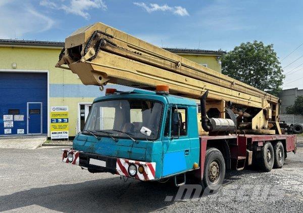 Tatra T815, SUB, MP27-1 Teherautóra szerelt emelők és állványok