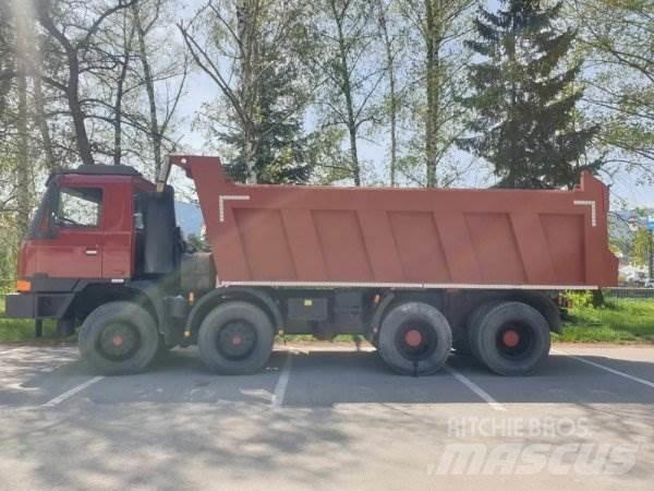 Tatra T815 Terrno 1 Billenő teherautók