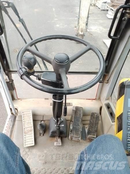 Terex TW 130 Gumikerekes kotrók