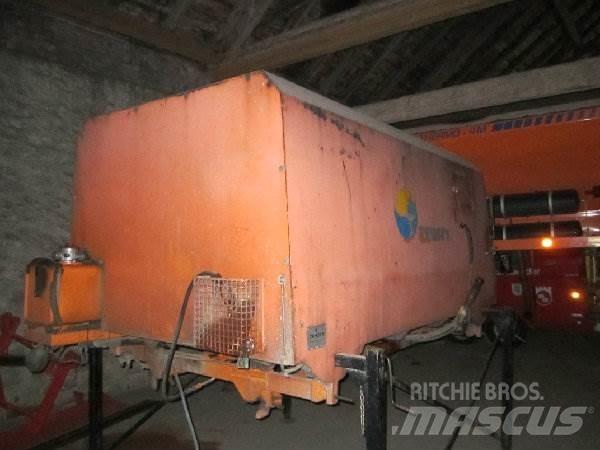  Trilety MKV Úttakarító gépek