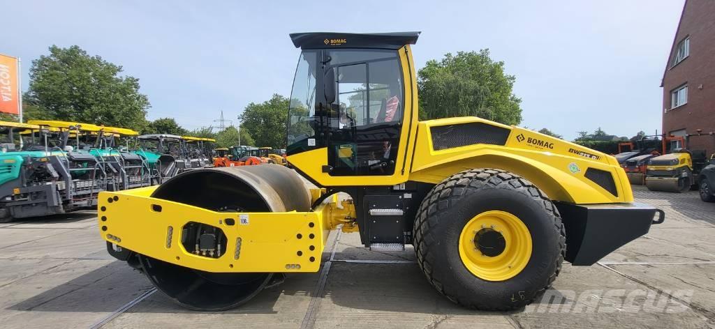 Bomag BW 213 D-5 Egydobos hengerek
