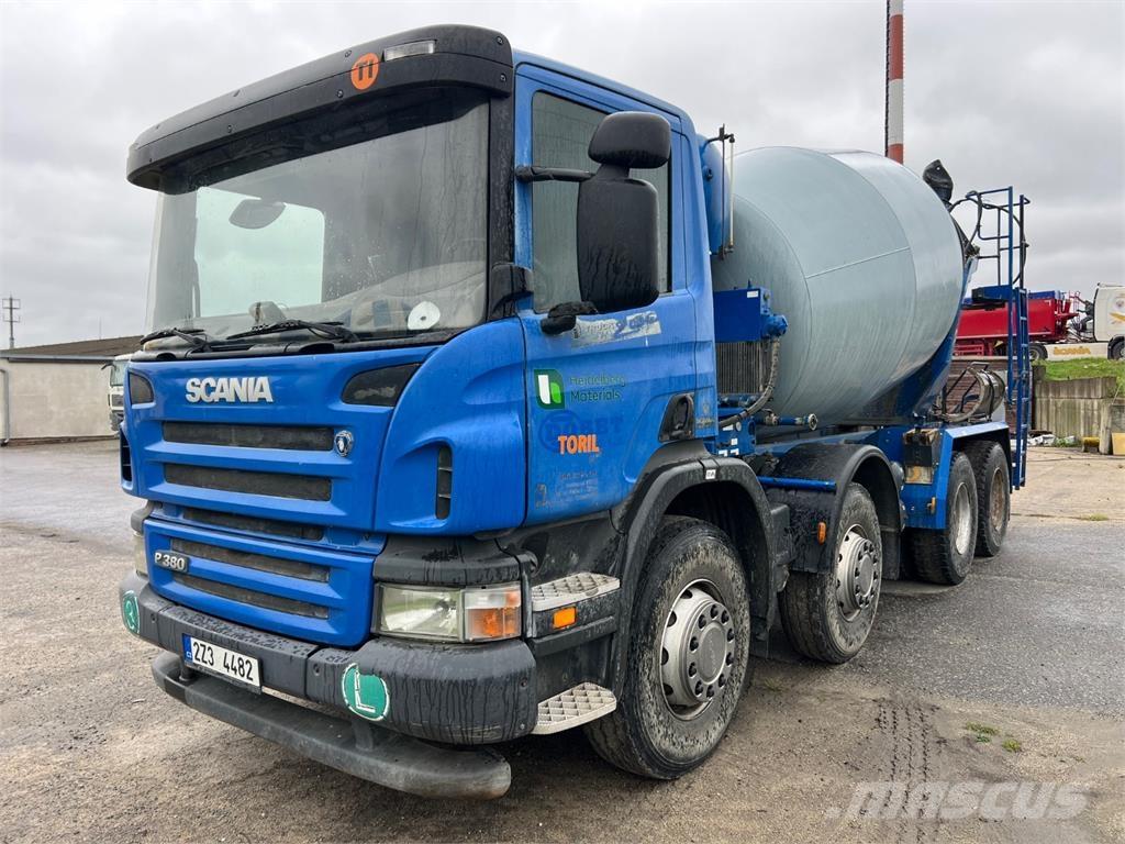 Scania P 380 8X4 Fülkés alváz