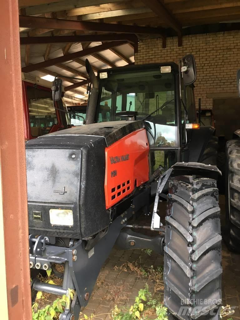 Valtra 8150 Traktorok