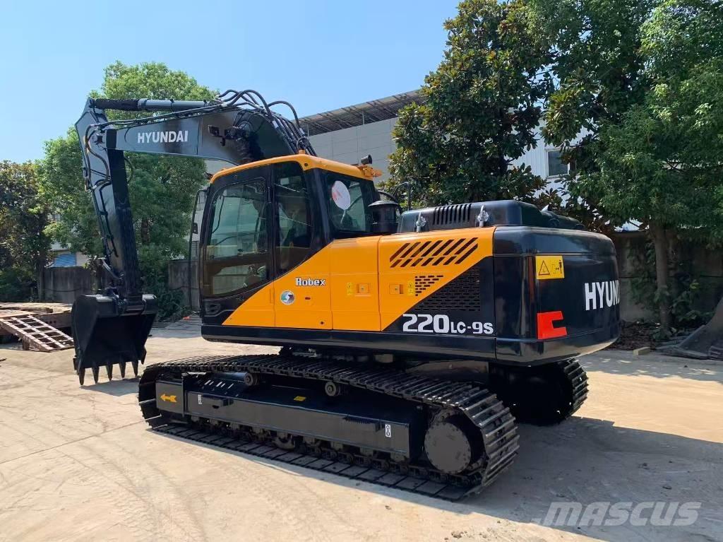 Hyundai R220LC-9S Lánctalpas kotrók