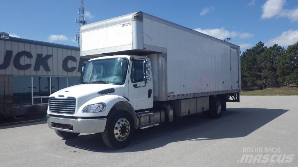 Freightliner M2 106 Dobozos teherautók
