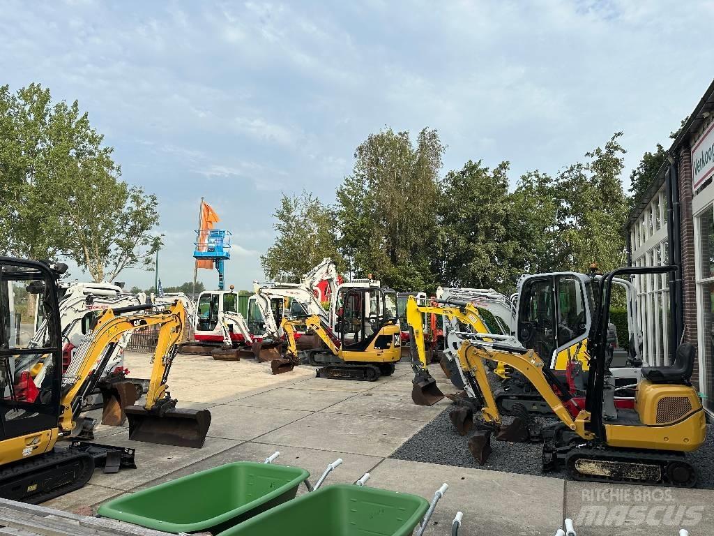 CAT 301.4 C Mini kotrók < 7t