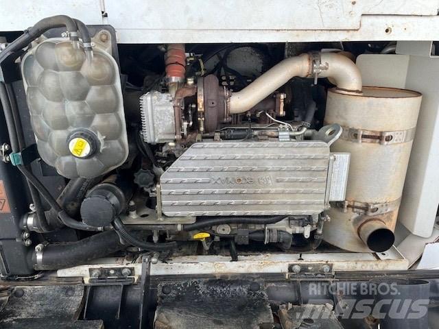 JCB JS145LCD Lánctalpas kotrók