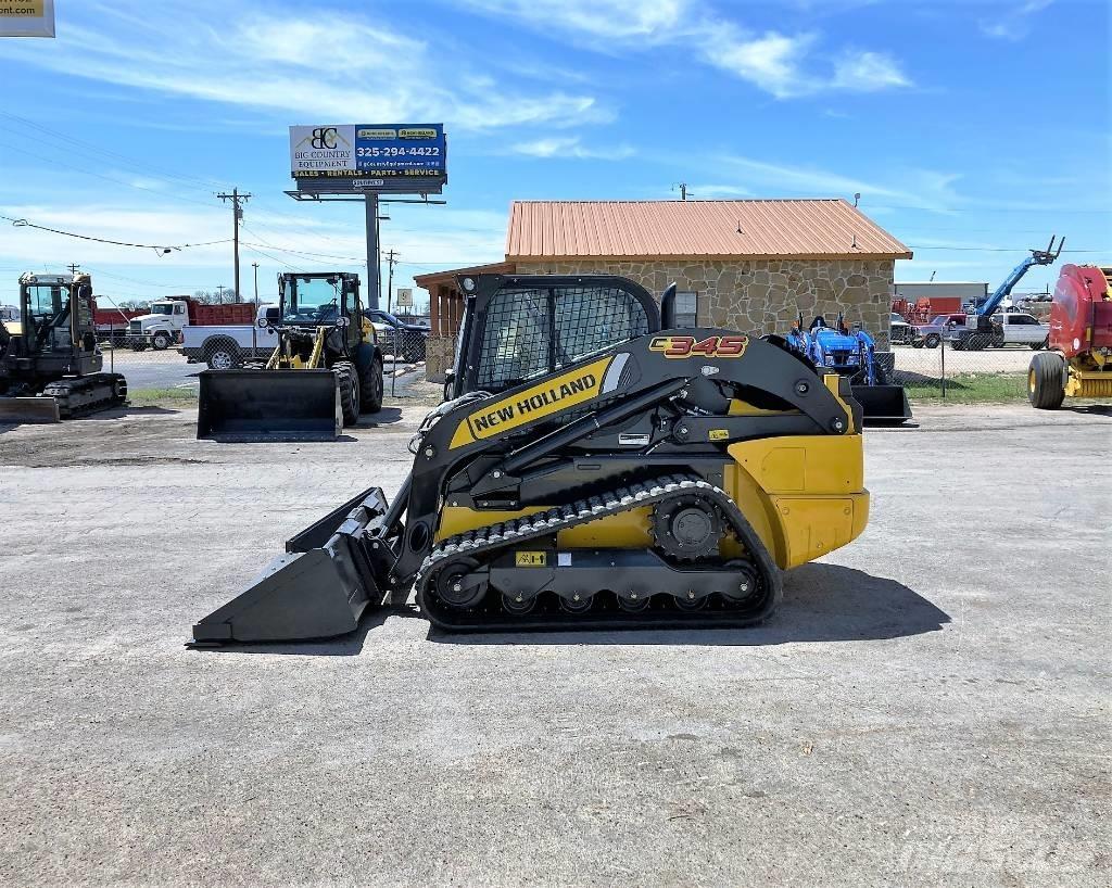 New Holland C345 Kompaktrakodók