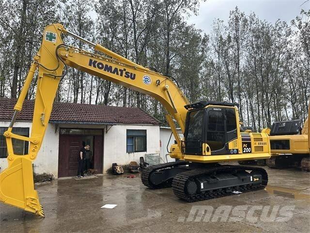 Komatsu PC 200-8N1 Lánctalpas kotrók