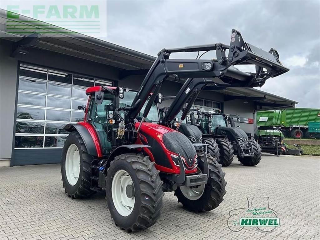 Valtra a 105 Traktorok
