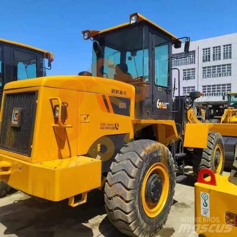 LiuGong 836 Gumikerekes homlokrakodók