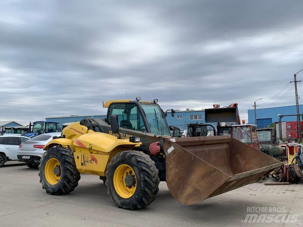 New Holland LM 410 Teleszkópos mezőgazdasági rakodók