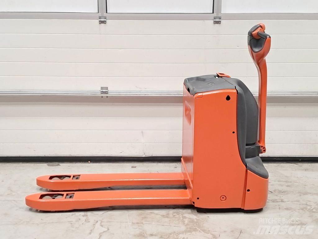 Linde T16 Alacsony emelőkocsi