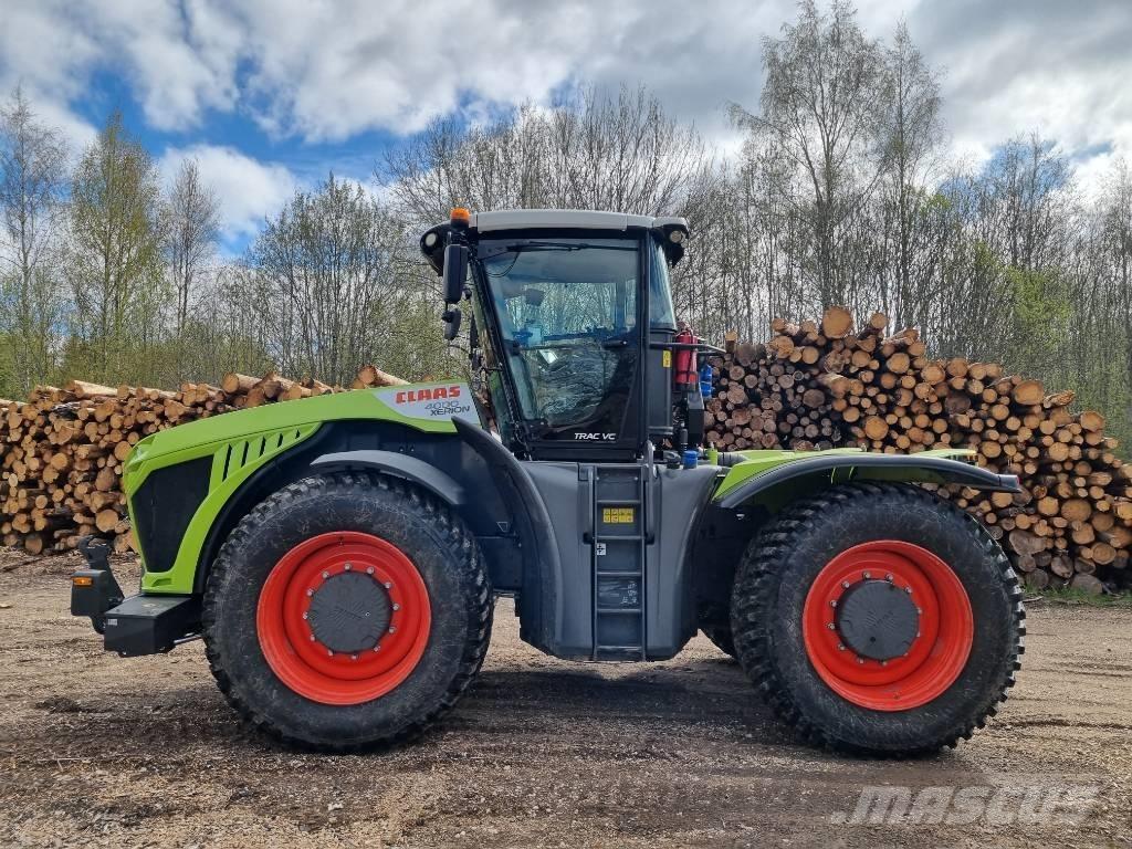 CLAAS XERION 4000VC Traktorok