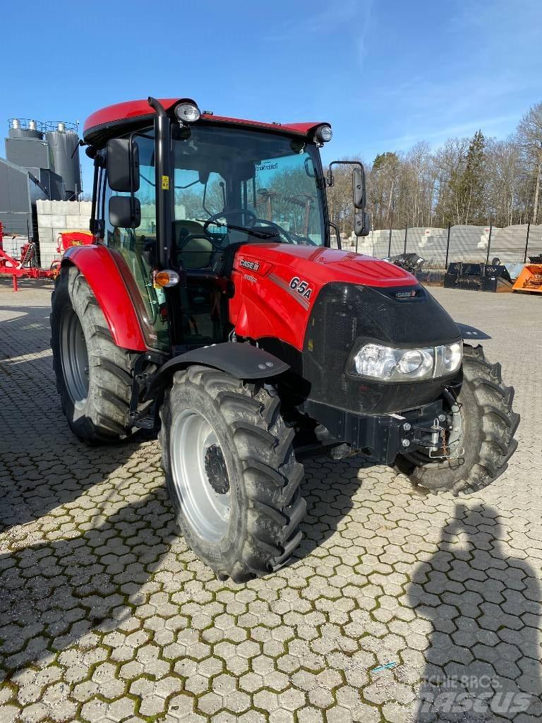Case IH Farmall 65 A Traktorok