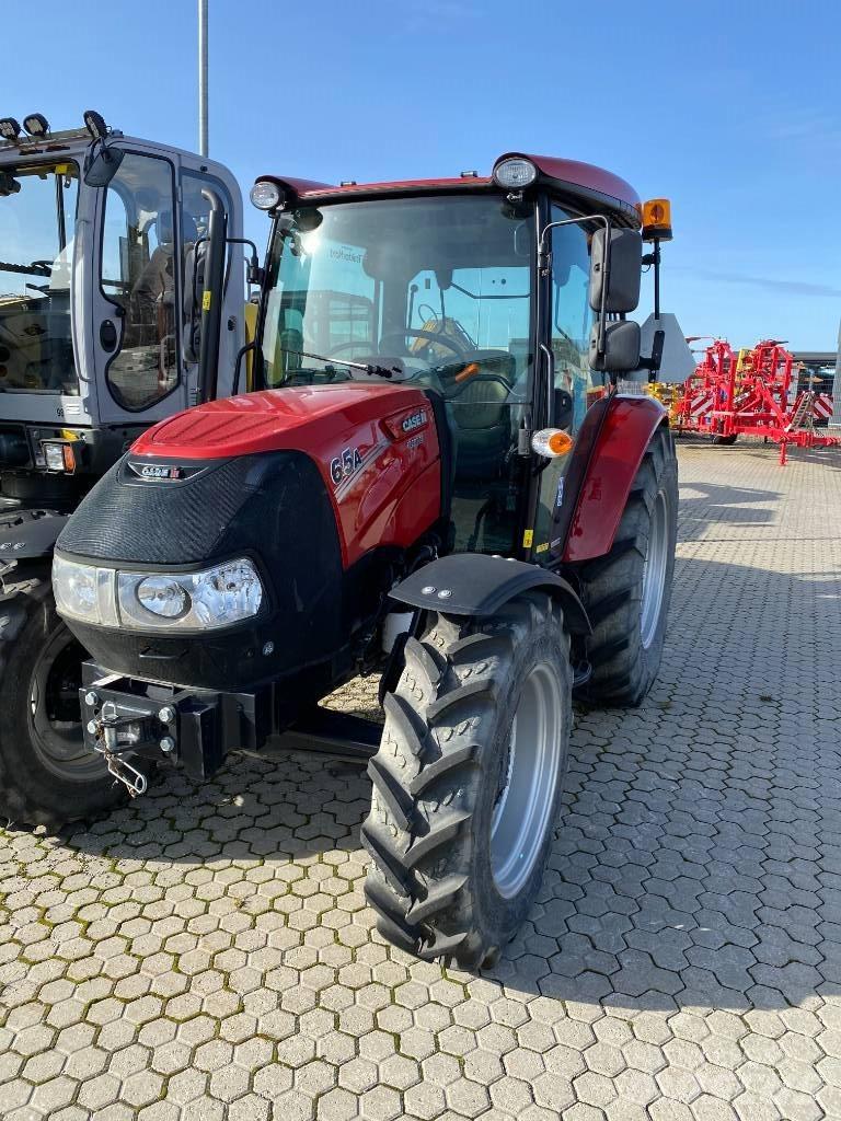 Case IH Farmall 65 A Traktorok