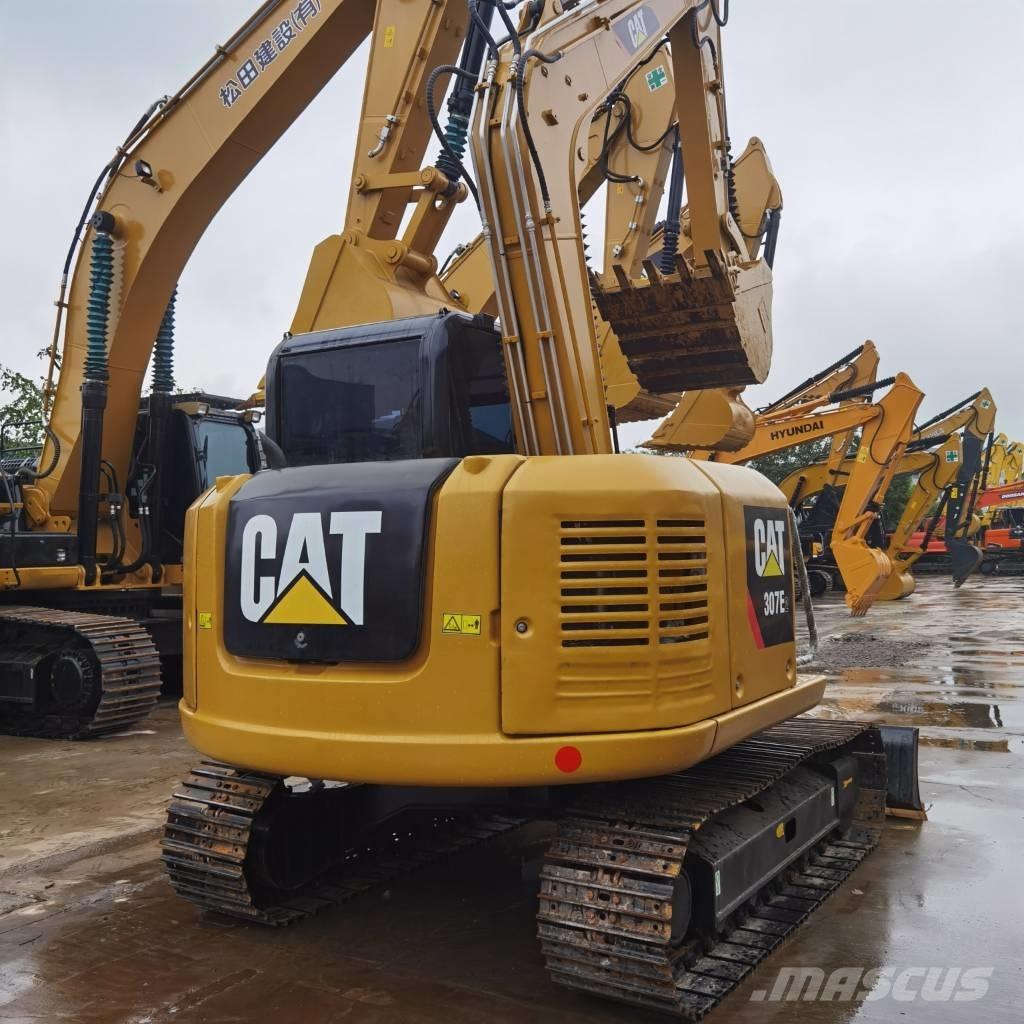 CAT 307E2 Mini kotrók < 7t