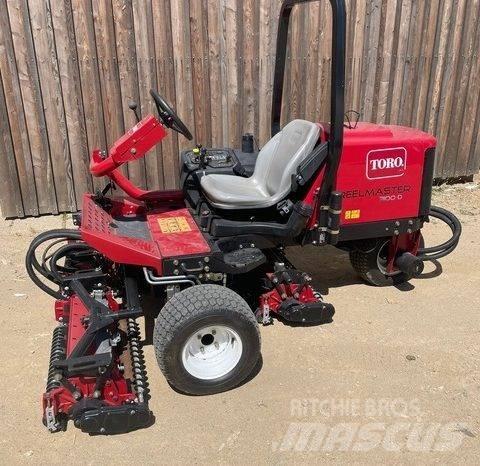 Toro 3100-D Három késhengeres fűnyírók