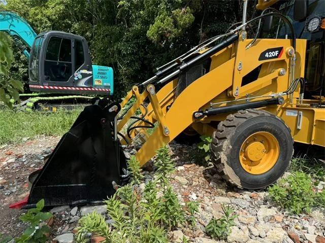 CAT 420 F Kotrórakodók