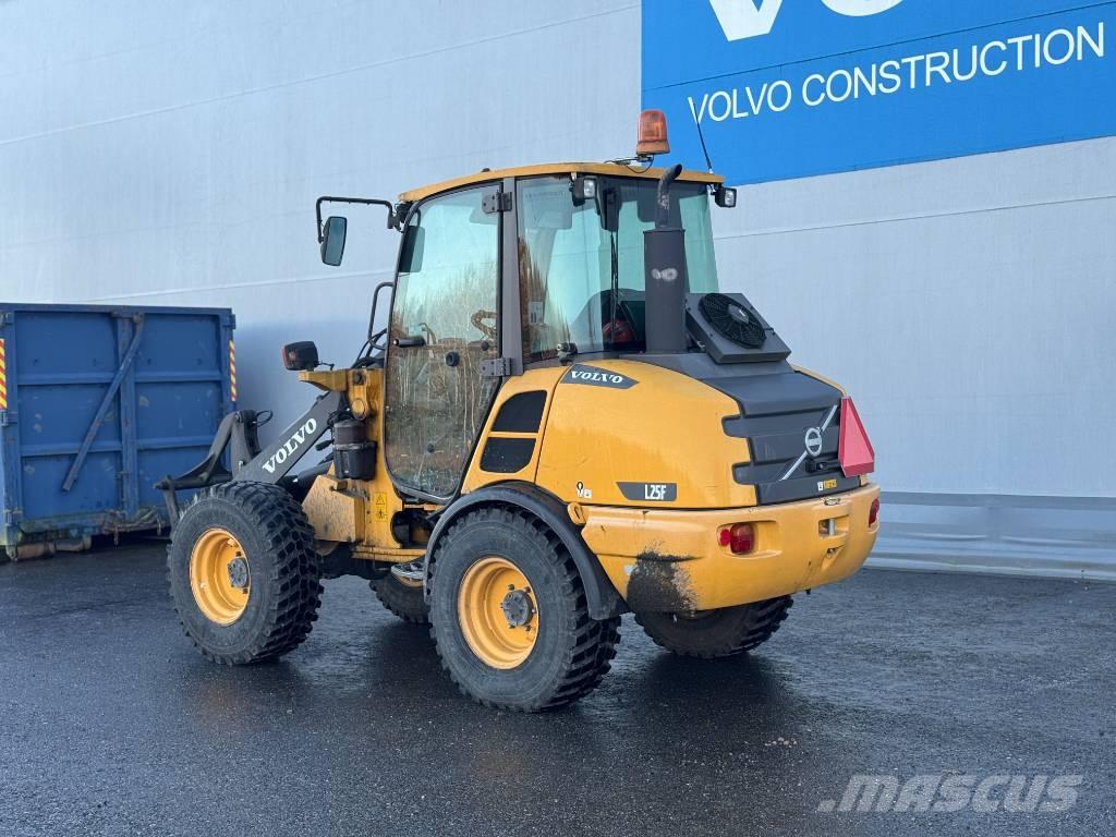 Volvo L 25 F Gumikerekes homlokrakodók