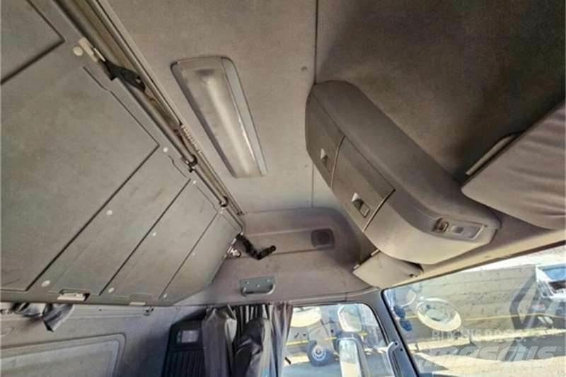 UD TRUCKS QUON Egyéb