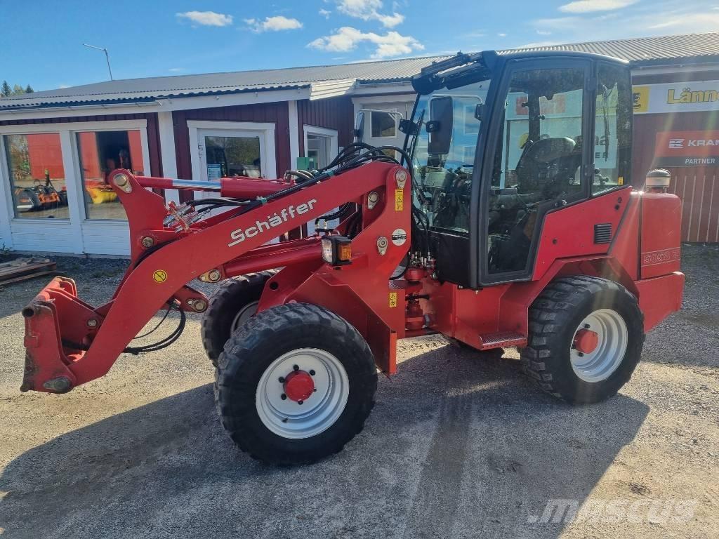 Schäffer 5058 Z S Gumikerekes homlokrakodók