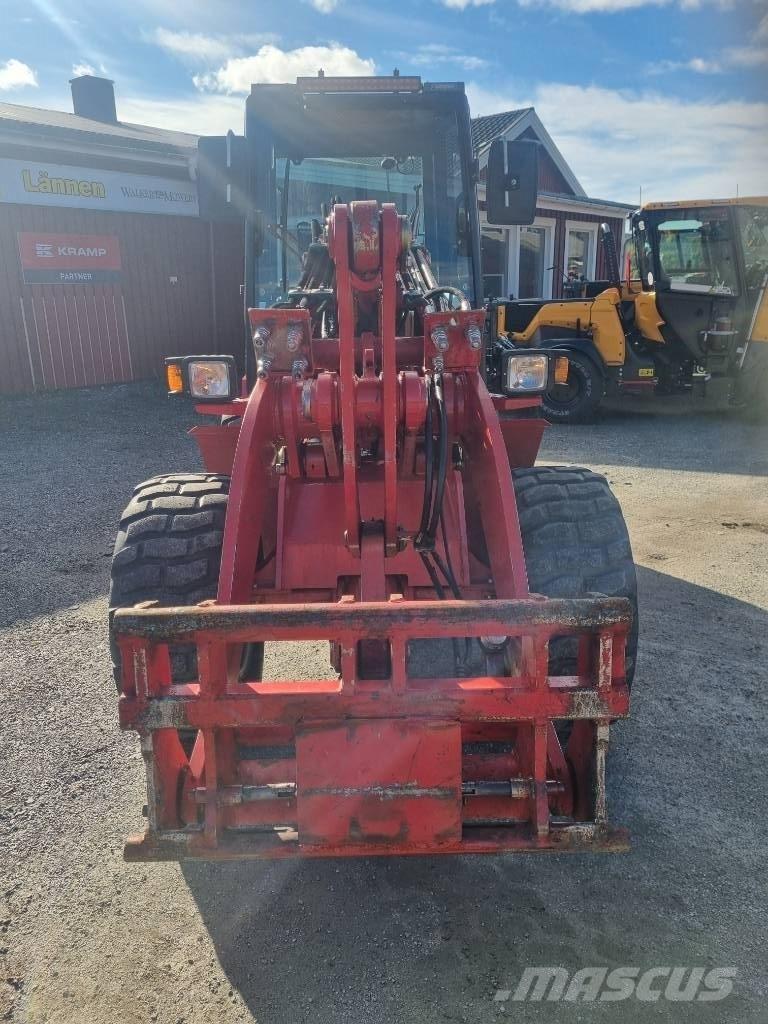 Schäffer 5058 Z S Gumikerekes homlokrakodók