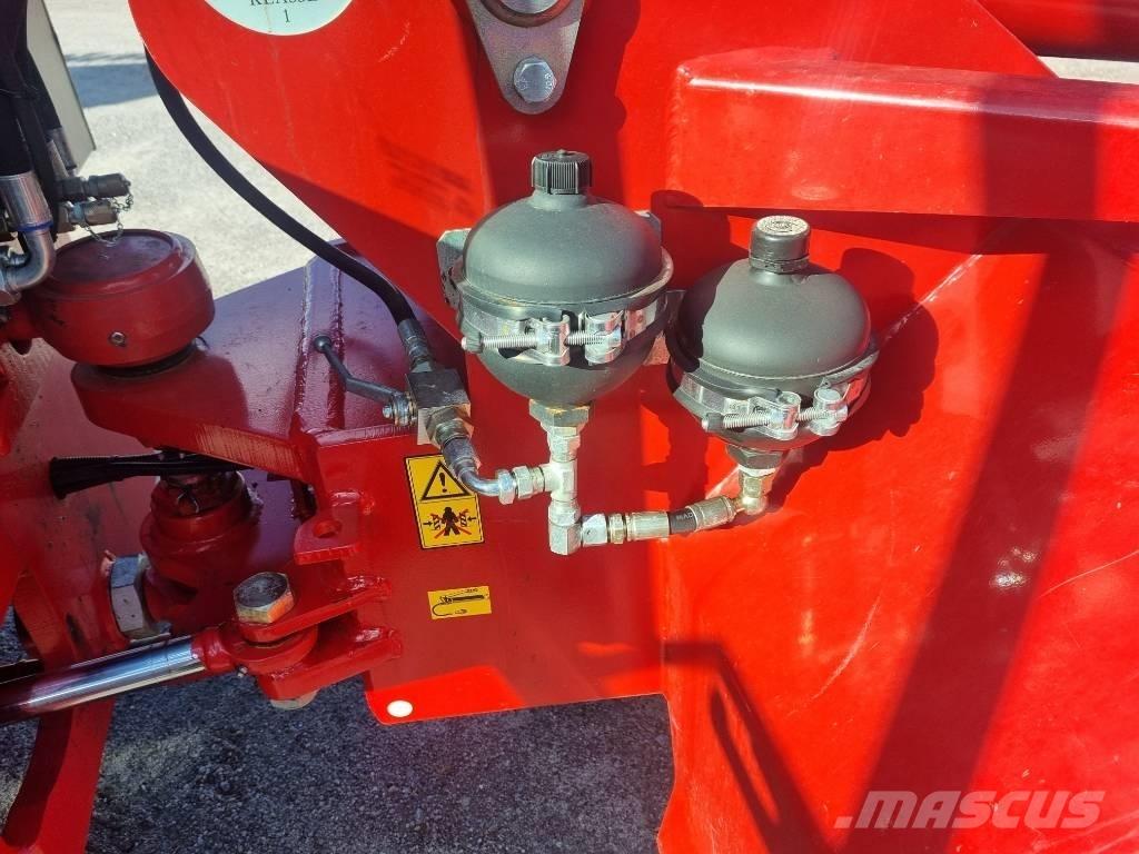 Schäffer 5058 Z S Gumikerekes homlokrakodók