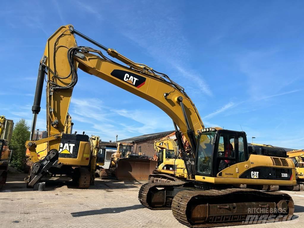 CAT 330 D L Lánctalpas kotrók