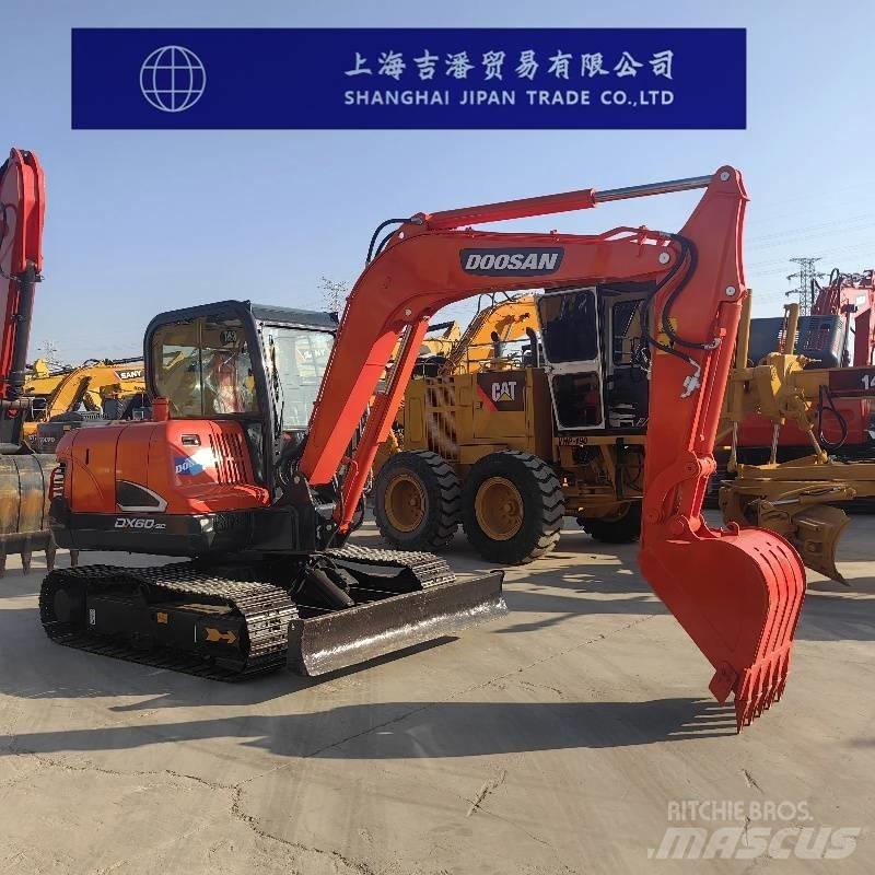 Doosan DX 60 Mini kotrók < 7t