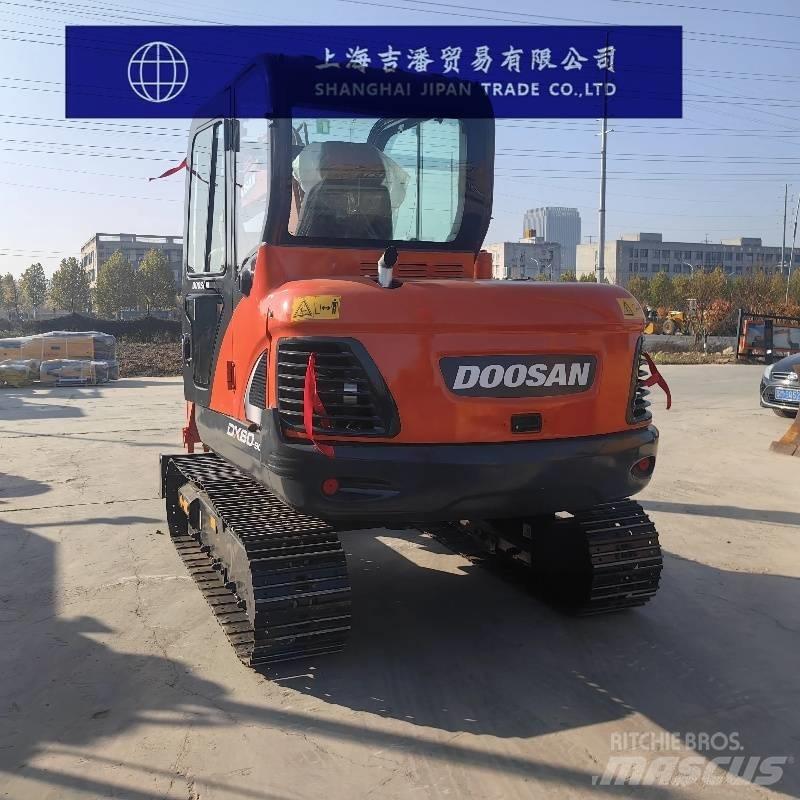 Doosan DX 60 Mini kotrók < 7t