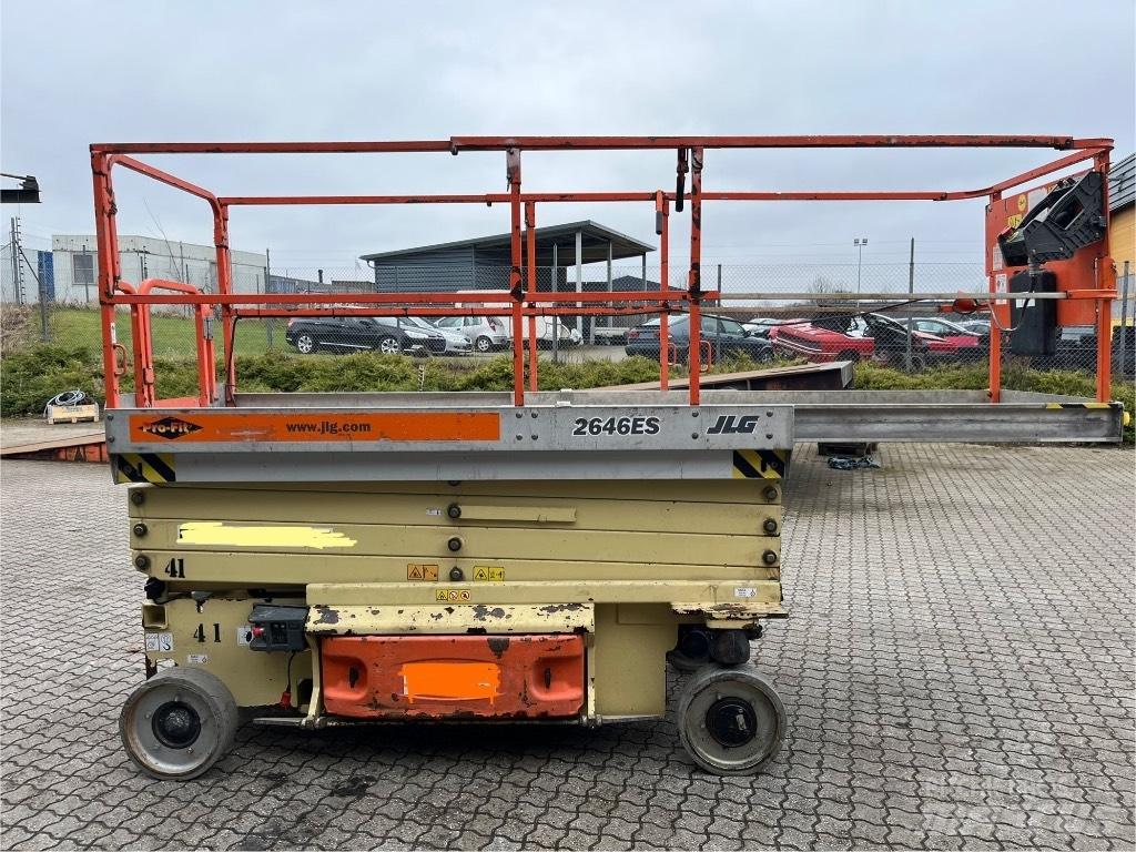 JLG 2646 ES Ollós emelők